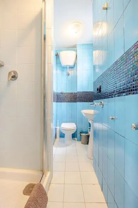 Tiny Steps To Piazza Di Spagna Rome Apartment